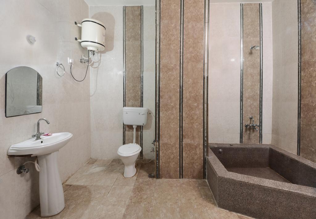 Fabhotel Prashant Palace Мисор Стая снимка
