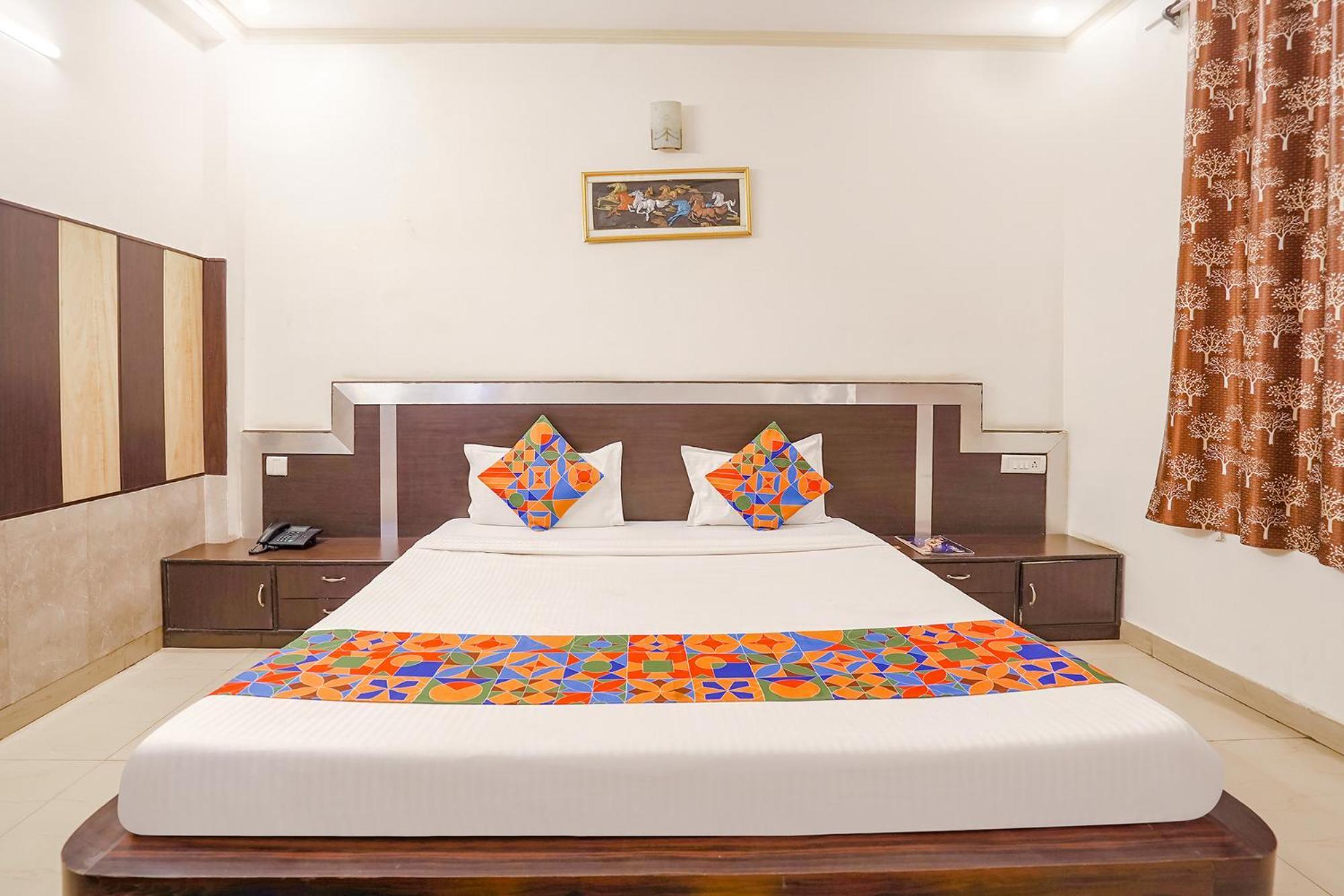 Fabhotel Prashant Palace Мисор Екстериор снимка