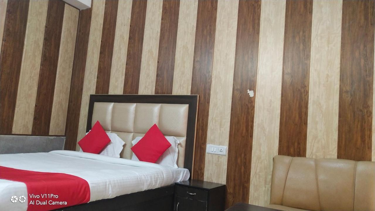 Fabhotel Prashant Palace Мисор Екстериор снимка